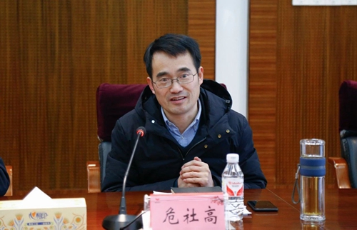 宜昌市總工會走訪慰問集團困難職工(圖2) 宜昌市總工會走訪慰問集團困難職工(圖2)