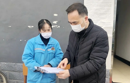 周金平先后到楚星公司、松滋肥業(yè)、實訓(xùn)基地和股份公司檢查疫情防控工作(圖1)