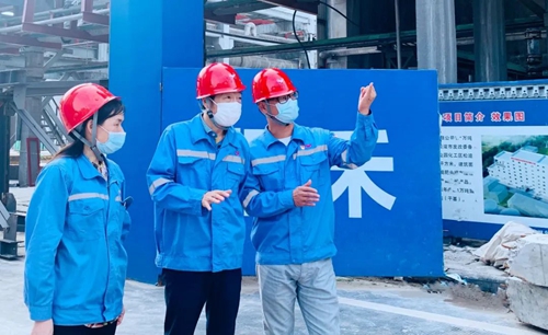 吳正新到TMP、TPO項(xiàng)目及松滋肥業(yè)新項(xiàng)目現(xiàn)場(chǎng)檢查指導(dǎo)工作(圖2)