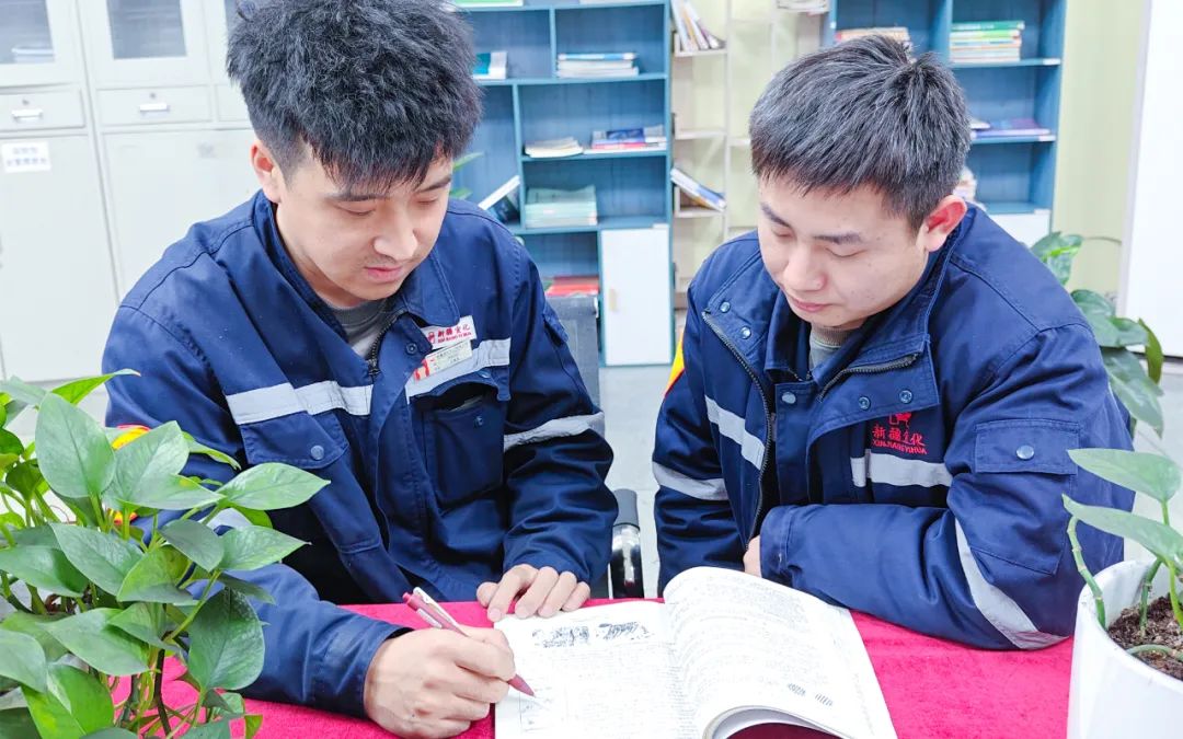 新疆宜化熱電分廠發(fā)電三班：夯實(shí)班組基礎(chǔ)，推進(jìn)自主管理(圖4)