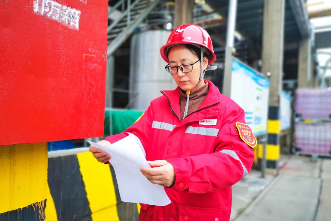 【三八特輯】楚星公司王芳：柔肩擔(dān)重任，為公司安全生產(chǎn)穩(wěn)定貢獻(xiàn)巾幗力量(圖3)