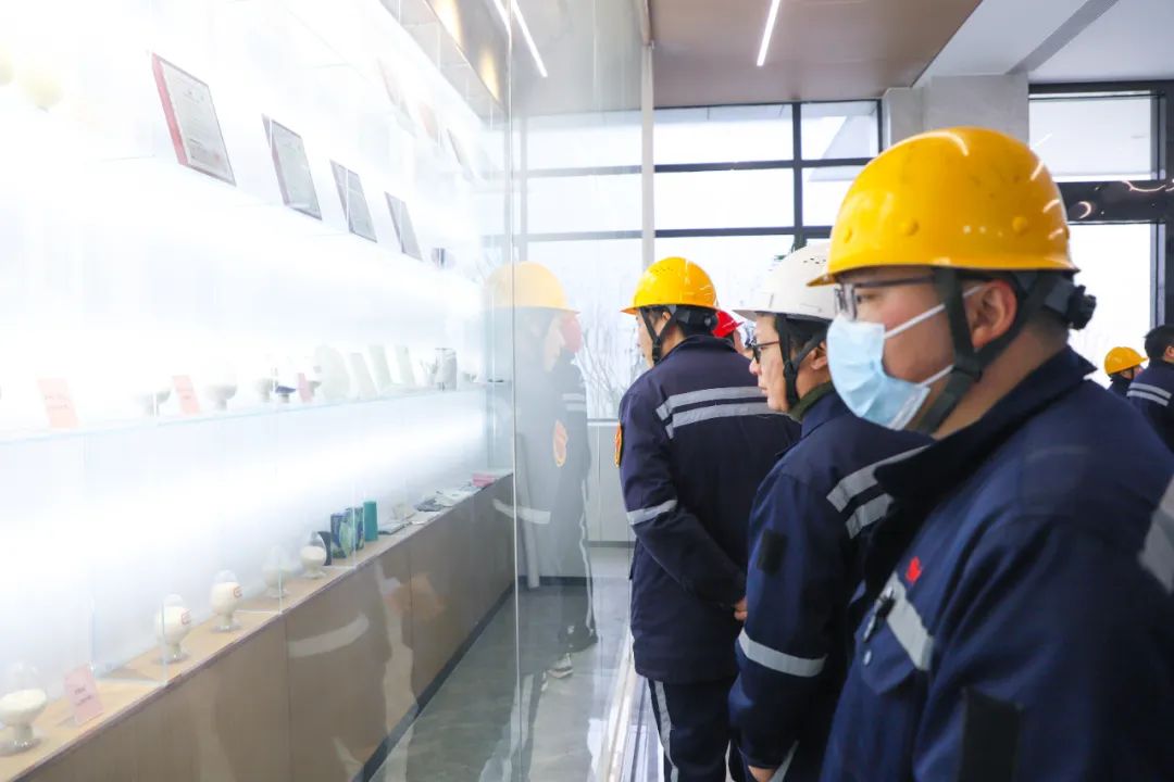 凝聚奮進(jìn)力量，股份公司干部職工參觀田家河新項(xiàng)目(圖4)
