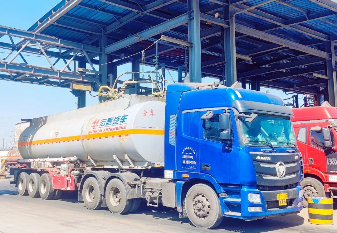 喜訊！內(nèi)蒙宜化醫(yī)藥級(jí)鹽酸成功下線(xiàn)(圖3)