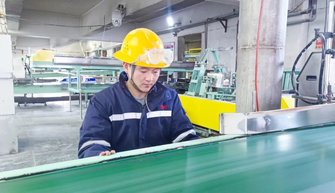 【宜化榜樣】新疆天運(yùn)陳寶斌：善于鉆研敢擔(dān)當(dāng)，凝聚力量勇拼搏(圖5)