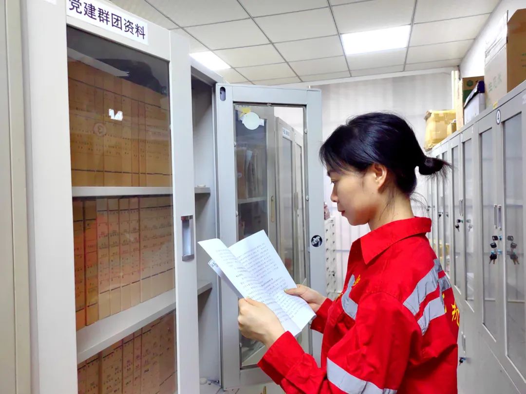 【宜化榜樣】化機公司李丹：提升素質(zhì)強技能，勇于奉獻(xiàn)顯擔(dān)當(dāng)(圖4)