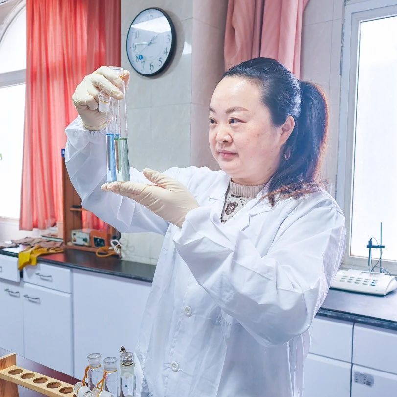 【宜化榜樣】股份公司黃冬燕：立足分析崗位，爭(zhēng)當(dāng)技術(shù)能手